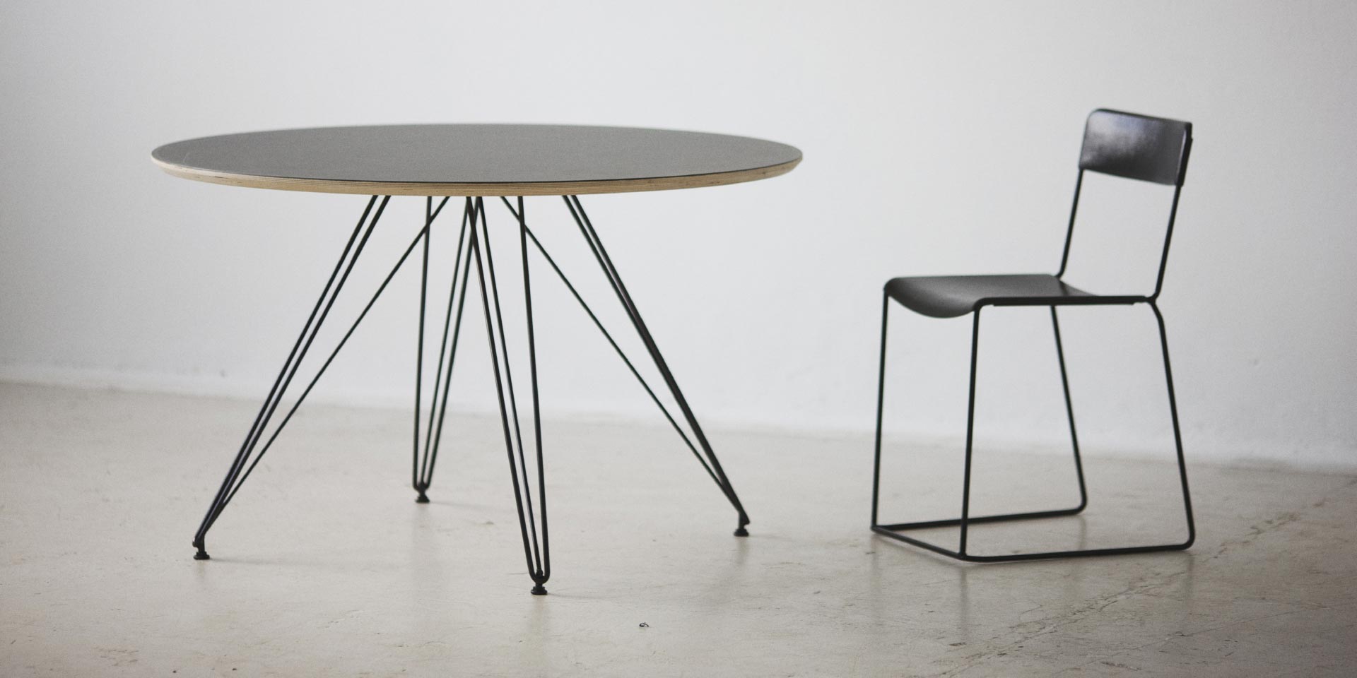 uccio-table-2 uccio-table-2